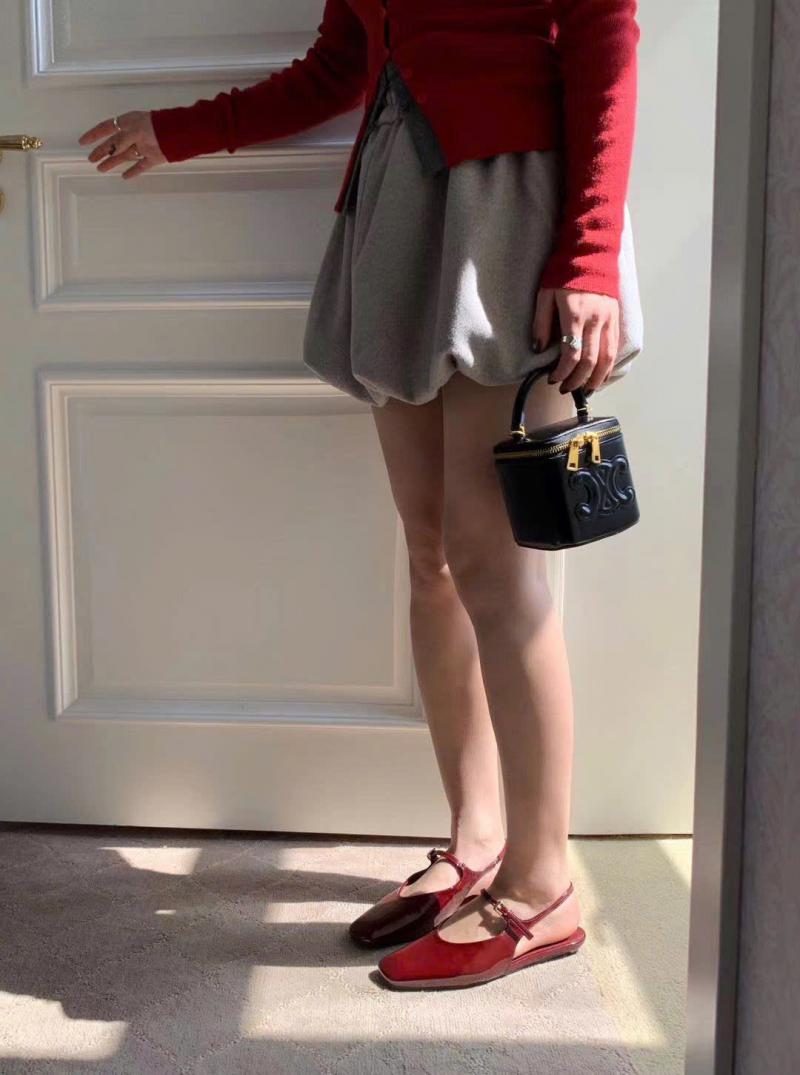 GIÀY ĐỎ BÓNG
